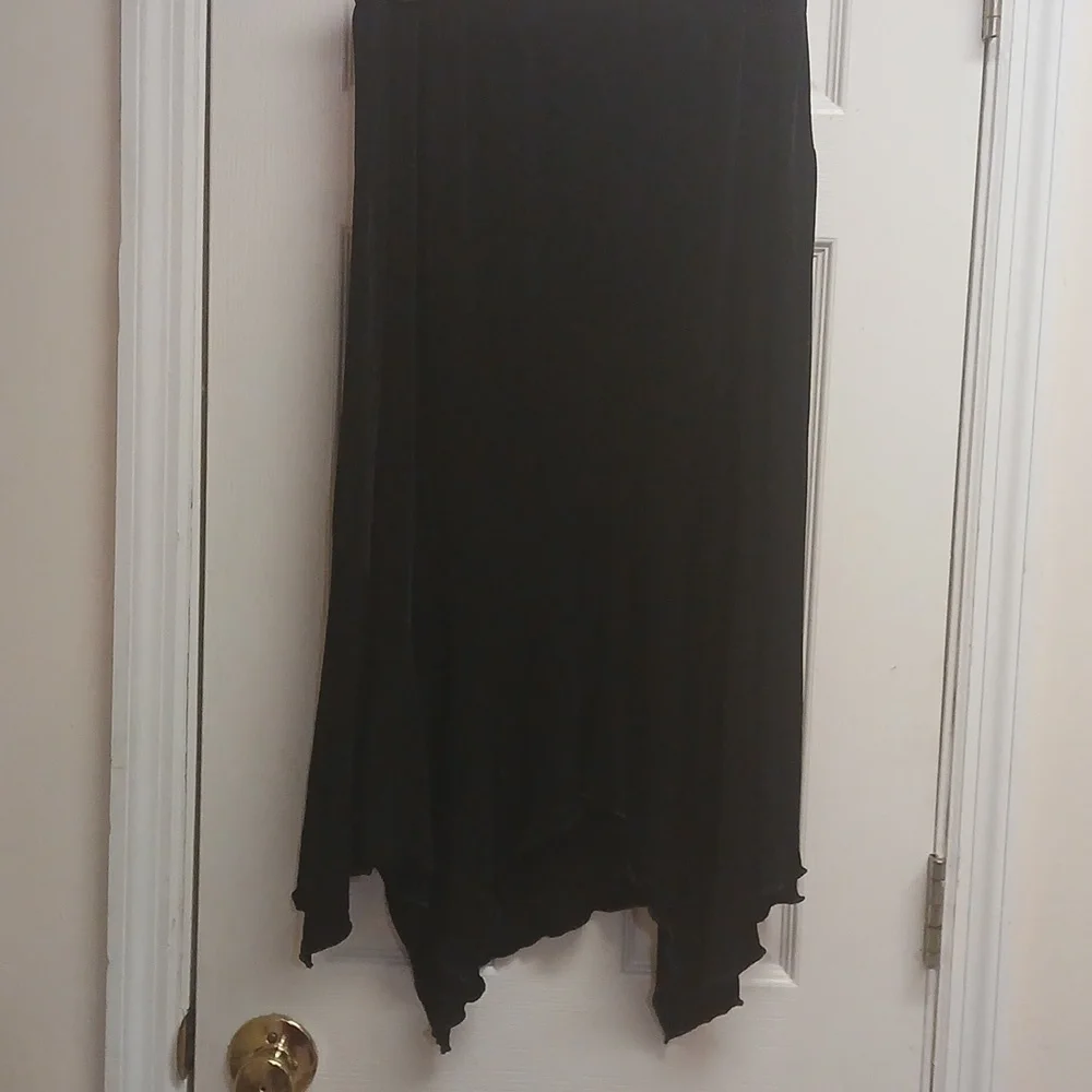 CHICO'S BLACK SKIRT SIZE 2